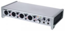 Tascam Series 208i